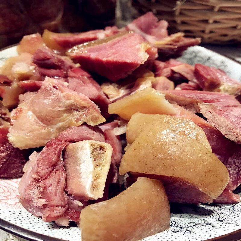 云南临沧特产风干 干火腿腊肉腊猪脚猪蹄五花土猪腊肉猪腿肘子 整