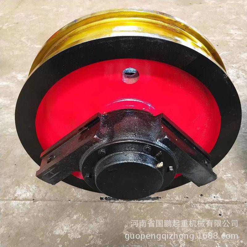 桥式起重机龙门吊轨道轮角型轴承箱车轮组直径700mm双梁行车轮