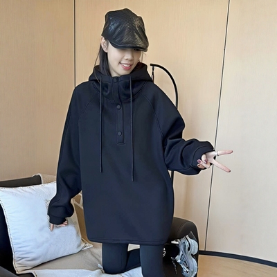 黑色连帽加绒卫衣女款加