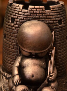 中国风创意复古大兵炮楼笔筒毕业同学个性生日礼品办公桌摆件饰品