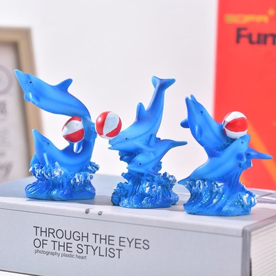 海洋馆海豚宝宝创意摆件蓝色可爱海豚顶球桌面陈列男孩女孩礼物