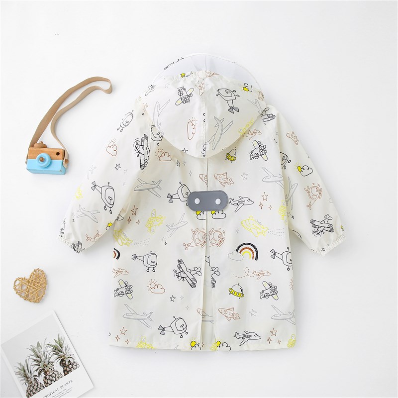 日系2022年新款轻薄速干学生儿童雨衣男女童幼儿园雨披书包位帽檐