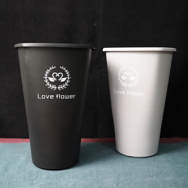 鲜花水桶插花桶塑料醒花黑色灰色环保材料装水容器养花桶花店工具