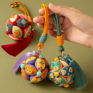 放羊班绣球香囊刺绣手工diy材料包自绣平安符车挂件随身创意礼物