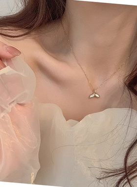 新款高级感轻奢金色鱼尾锁骨链