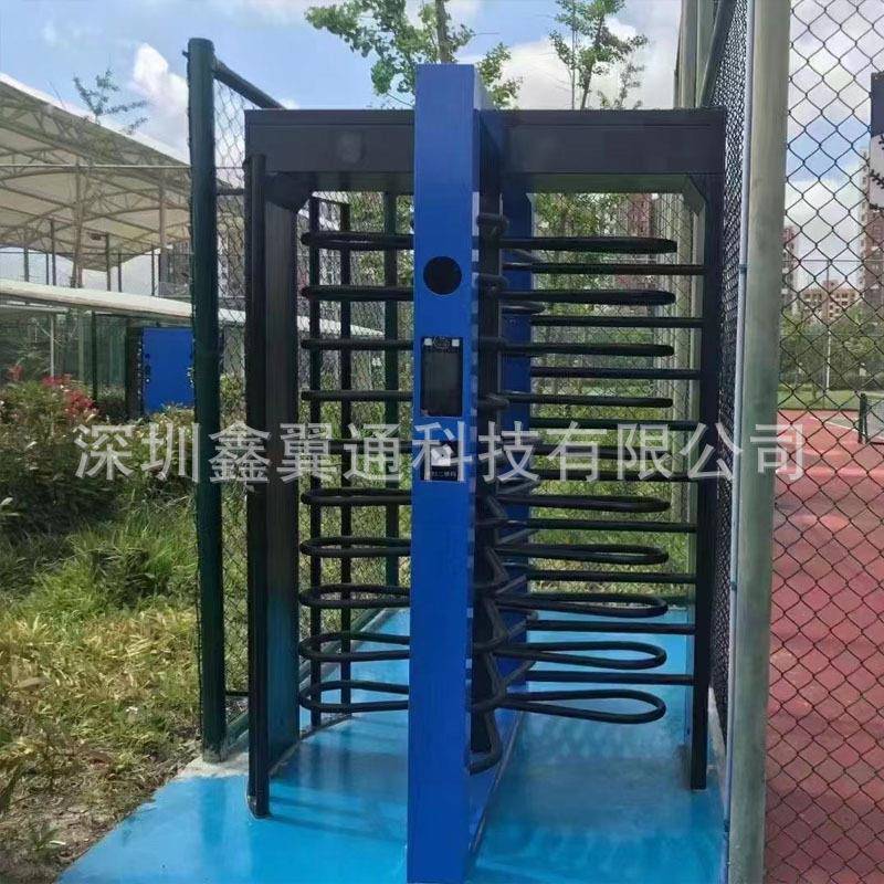 足球场二维码开门全闸无人值守篮球场门禁闸机智能人行通道闸