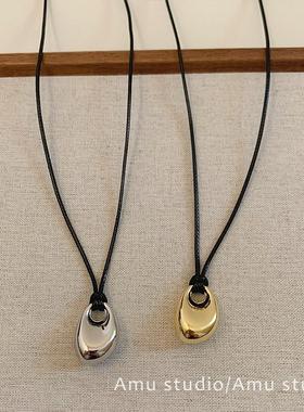 黑绳长版豆子项炼女轻奢小众高级感皮绳锁骨炼2024新款配饰毛衣炼