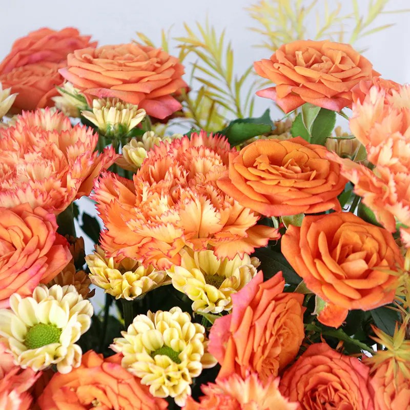 玫瑰鲜花混搭花束每周一花包月花云南基地直发空运速递