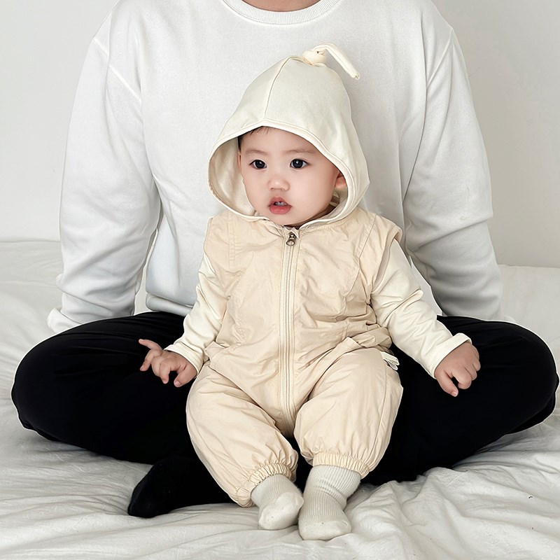 婴儿秋装男宝宝女薄绒背心连体衣春秋款外套秋季分体套装秋天衣服