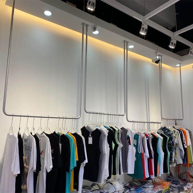 男服装店展示架银色铁艺侧挂货架上墙吊顶陈列架悬挂衣架婚纱吊架