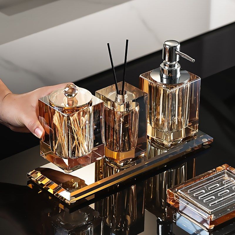 水晶玻璃浴室洗漱用品套件样板房卫生间洗手台香薰乳液瓶组合收纳