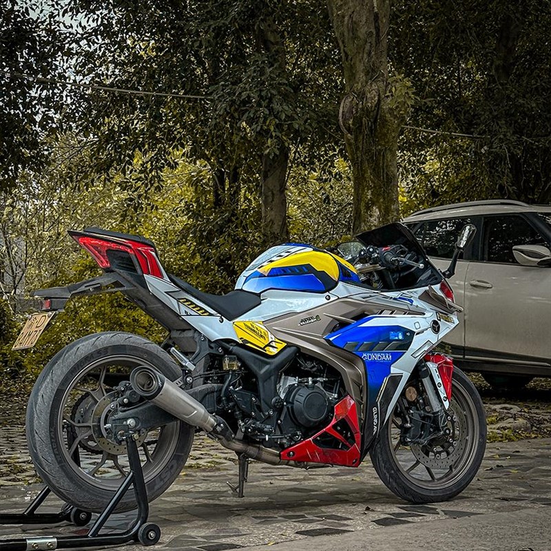 奥骑乐元图GP0贴纸改装版画防水车衣保护膜个性涂装贴花