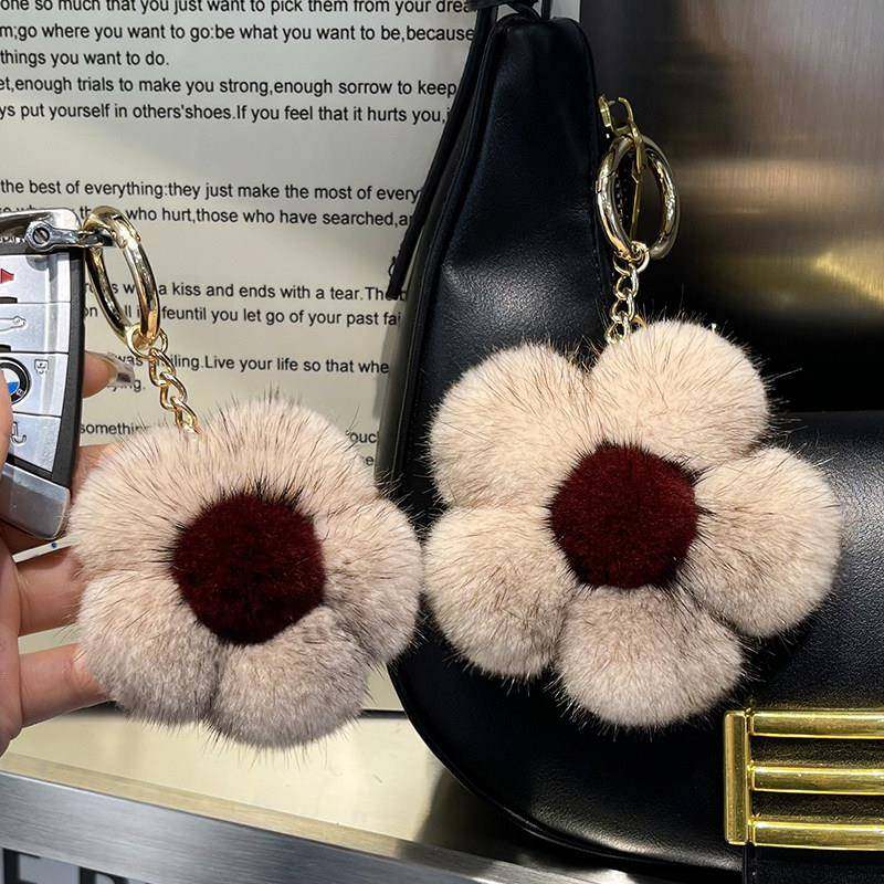 可爱的水貂花车钥匙炼吊坠在少女心毛绒球袋吊坠生日礼物,服饰配件/皮带/帽子/围巾,钥匙扣,淘宝优惠券,粉丝福利购,淘宝优惠卷