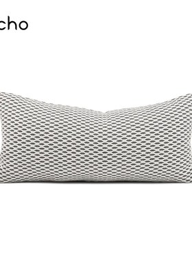 儿童房样板间黑白色绣球女孩房可爱床品抱枕定制床头长条腰枕靠垫