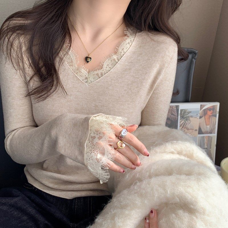 黑色V领蕾丝针织打底衫女秋冬内搭2025新款白色低领毛衣修身上衣