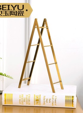 金色轻奢楼梯软装样板房北欧风格摆件桌面办公室酒柜工艺品摆设