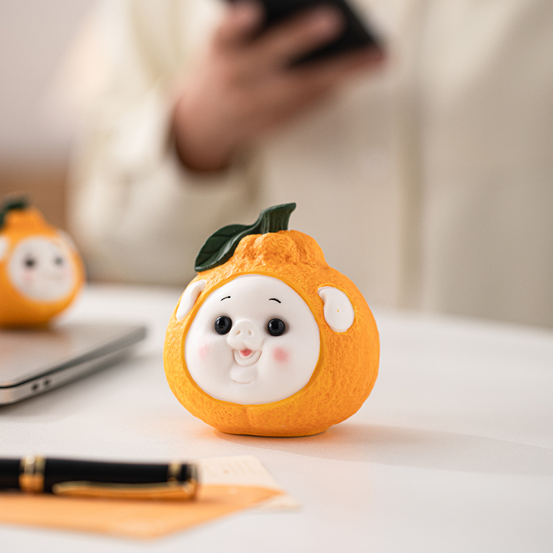大吉大利陶瓷可爱小橘子摆件创意家居客厅办公桌面摆设车载装饰品