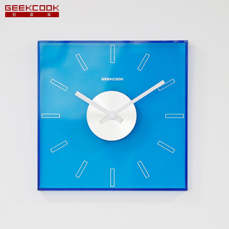 方形挂墙钟表简约中LRI挂钟艺术几何力客厅包豪设计感钟斯表古压