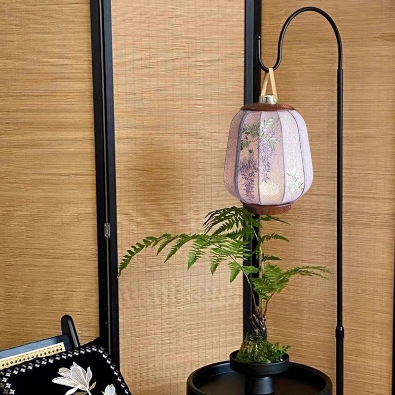 紫藤新法式复古刺绣布艺书法台灯实木床头小夜灯,家装灯饰光源,装饰台灯,淘宝优惠券,粉丝福利购,淘宝优惠卷