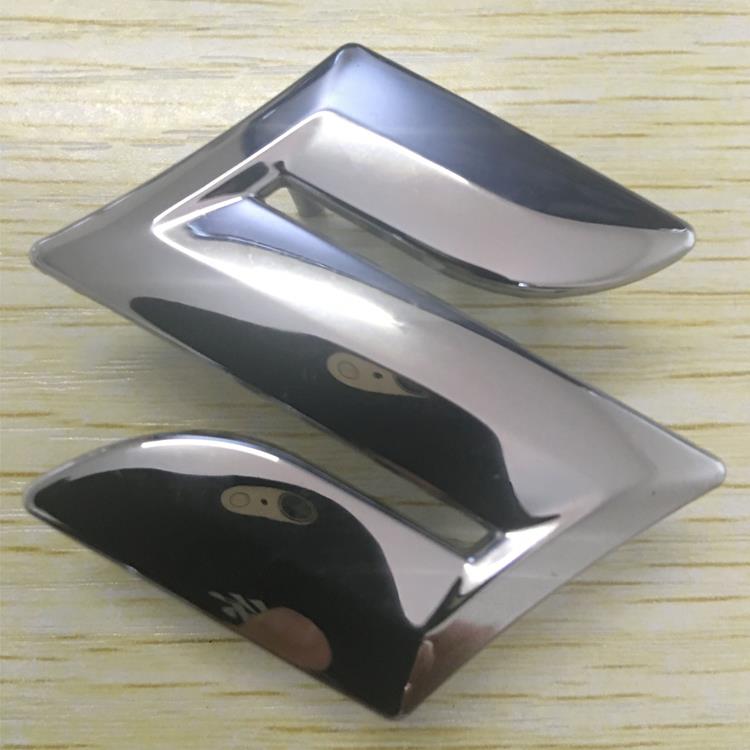 适用于长安铃木奥拓天语SX4雨燕锋驭锐骑改装方向盘标贴S字标