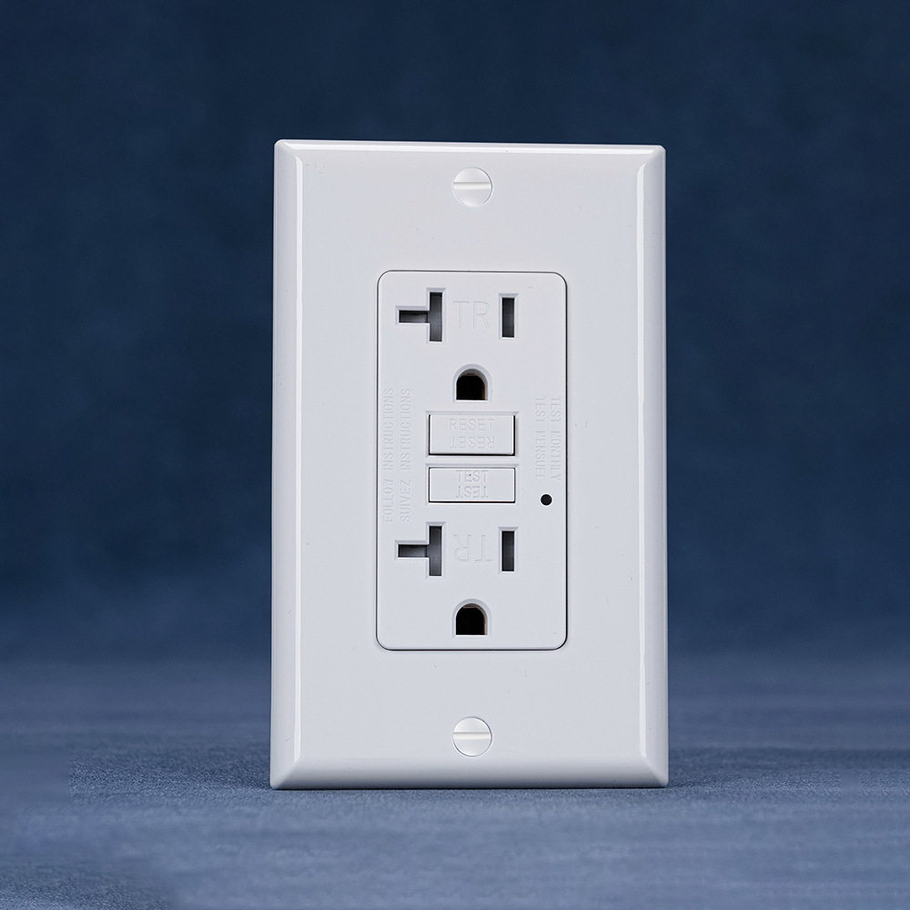 美规GFCI漏电保护墙壁插座15A 20A 125V TR WR美标UL认证插座 - 实物图