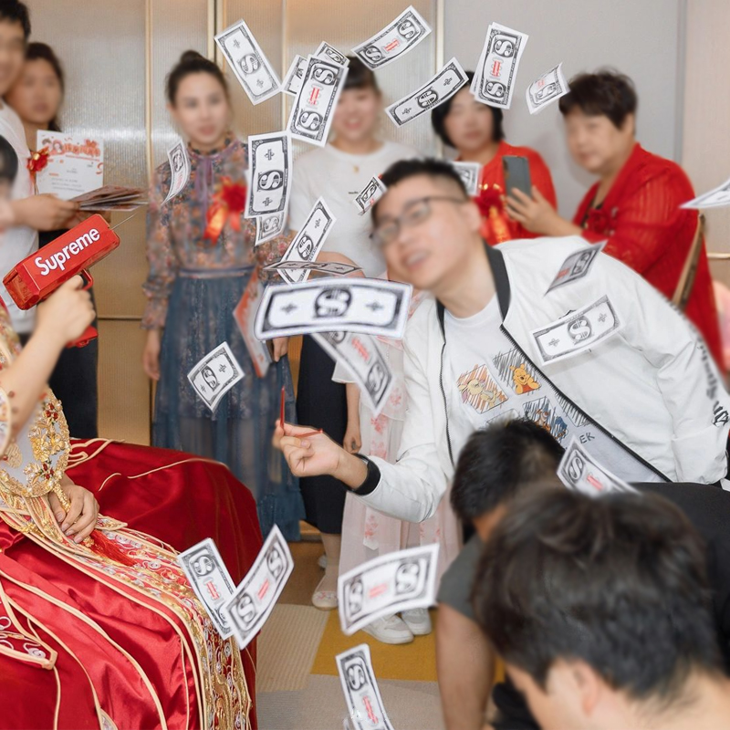 伴娘拍照喷钱枪结婚接亲钞票枪游戏婚礼道具筷子夹钱机堵门吐喷机