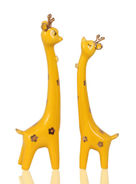 情侣摆件小鹿工艺品客厅酒柜摆设长颈鹿陶瓷家居房间装饰品少女心