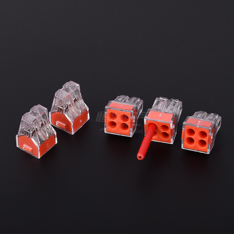 100只PCT-104四孔电线连接器快速接头家用硬线接线端子电工并线器