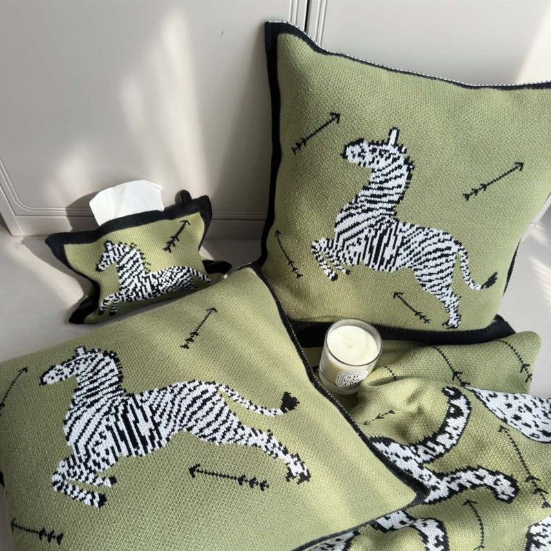 复古法式风格样板房软装客厅床上沙发飘窗绿色高级感抱枕靠垫枕套