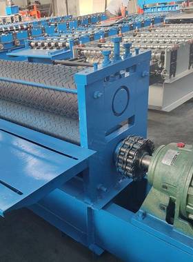 兴朗不锈钢压花机设备 钢板压花成型设备 柳叶纹凤眼纹大小圆点