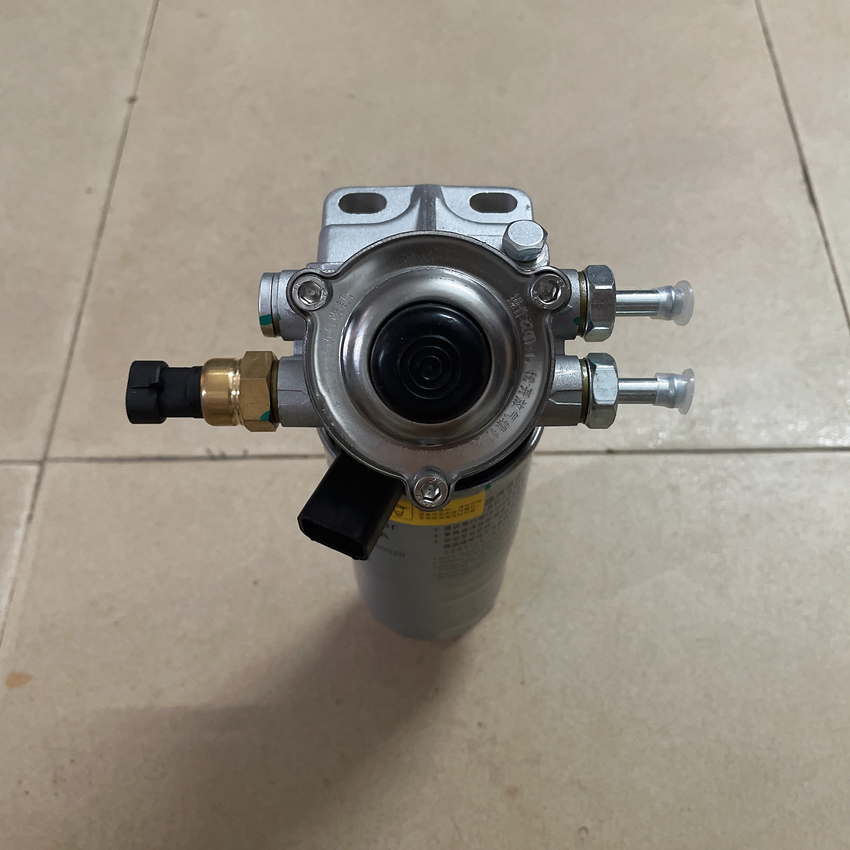 适用中兴威虎柴油格总成田野皮卡4D28发动机油水分离器柴油滤清器