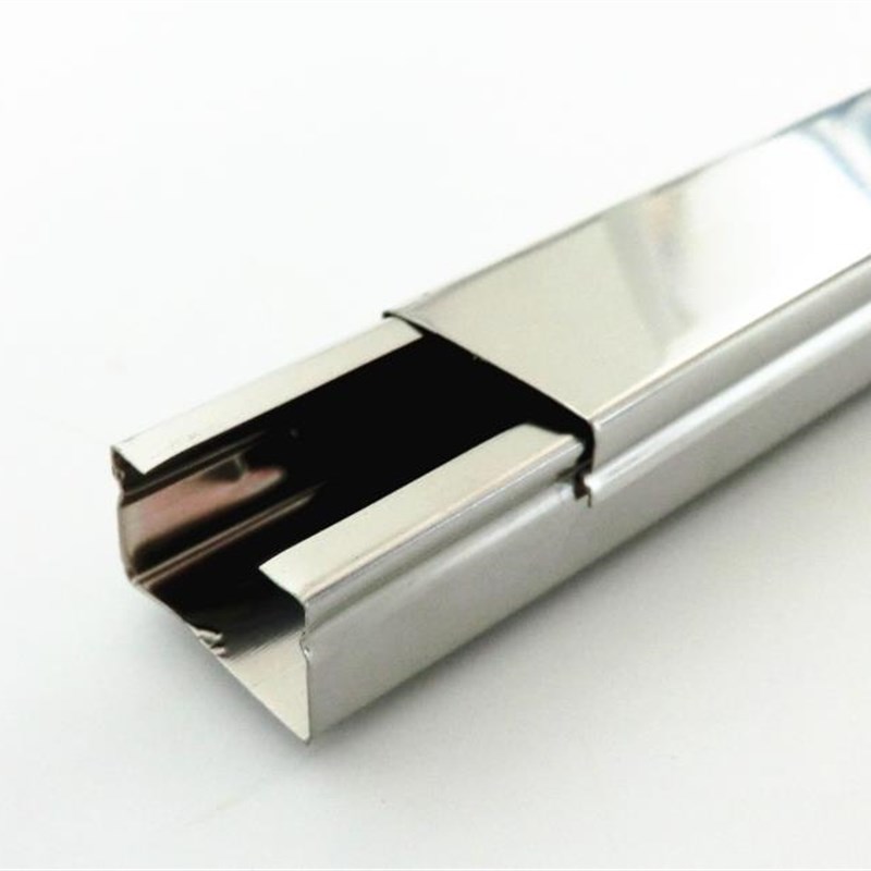 30*20卡扣式不锈钢方线槽 墙面明装走线槽 不锈钢桥架 20*15线槽