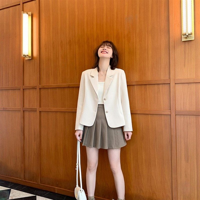 米白短款西装外套女春秋2024新款上衣高级感小个子职业西服150XS