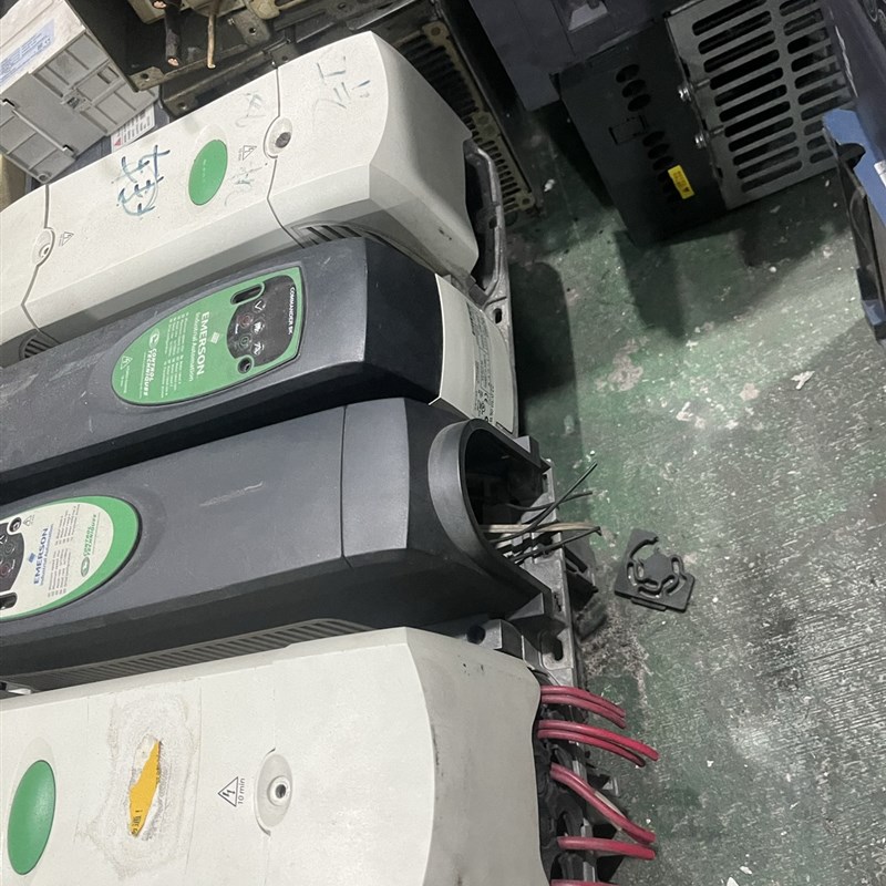 艾默生CT变频器SK3403 22/30KW 380V  实物拍摄 功能包好 ,