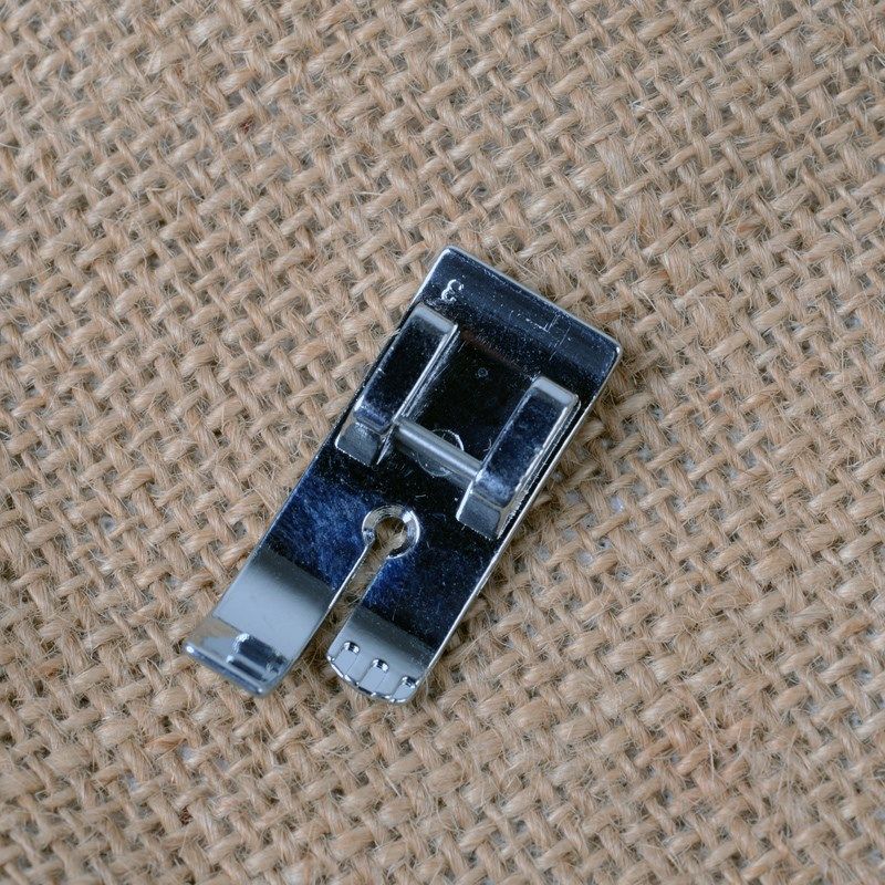 兄弟o家用电动缝纫机原装中心直线压脚 薄料上缝直线,生活电器,缝纫机配件,淘宝优惠券,粉丝福利购,淘宝优惠卷