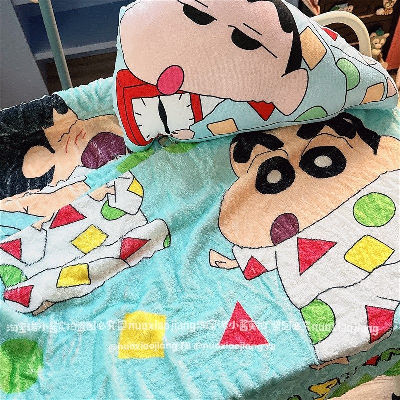 爱玩偶小新表情毛绒公仔抱枕毛毯二合一午睡毯子两用靠垫睡觉枕,居家布艺,抱枕被,淘宝优惠券,粉丝福利购,淘宝优惠卷