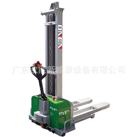 1T全电动自登高堆垛车Self Lift Electric Pallet Stacker