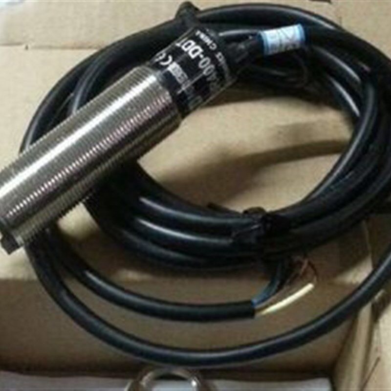特价  漫反射光电开关 BRP100-DDT-P 传感器 感应器  4线的