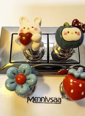 新款可爱马桶按键省力美甲辅助卫生间装饰创意按压按钮通用防水