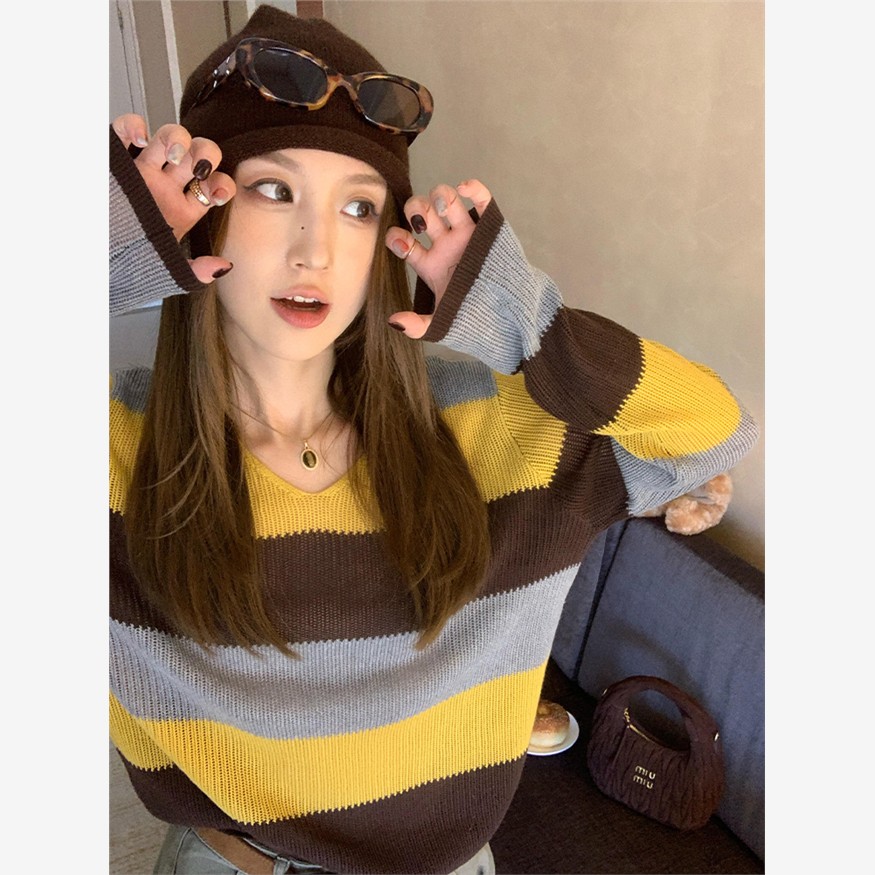 条纹撞色V领套头毛衣女秋