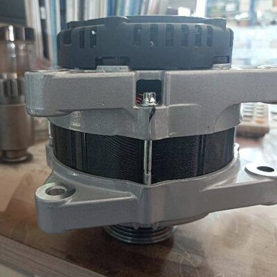 北汽BJ40越野车发电机AViH1120发电机YJ200-3701100-002发电机