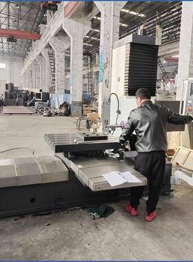 TXK611数控镗床卧式铣镗床北京KND数控系统精镗高精度数控机床