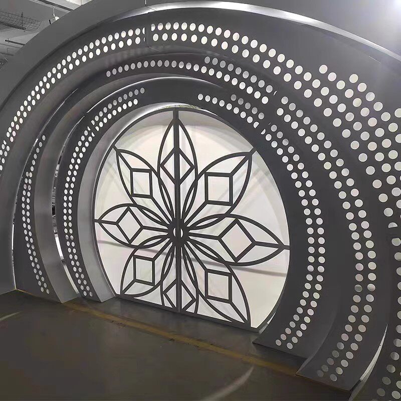 新款婚庆道具铁艺雕刻发光背景屏风气吞山河 婚礼堂定制款T台立体