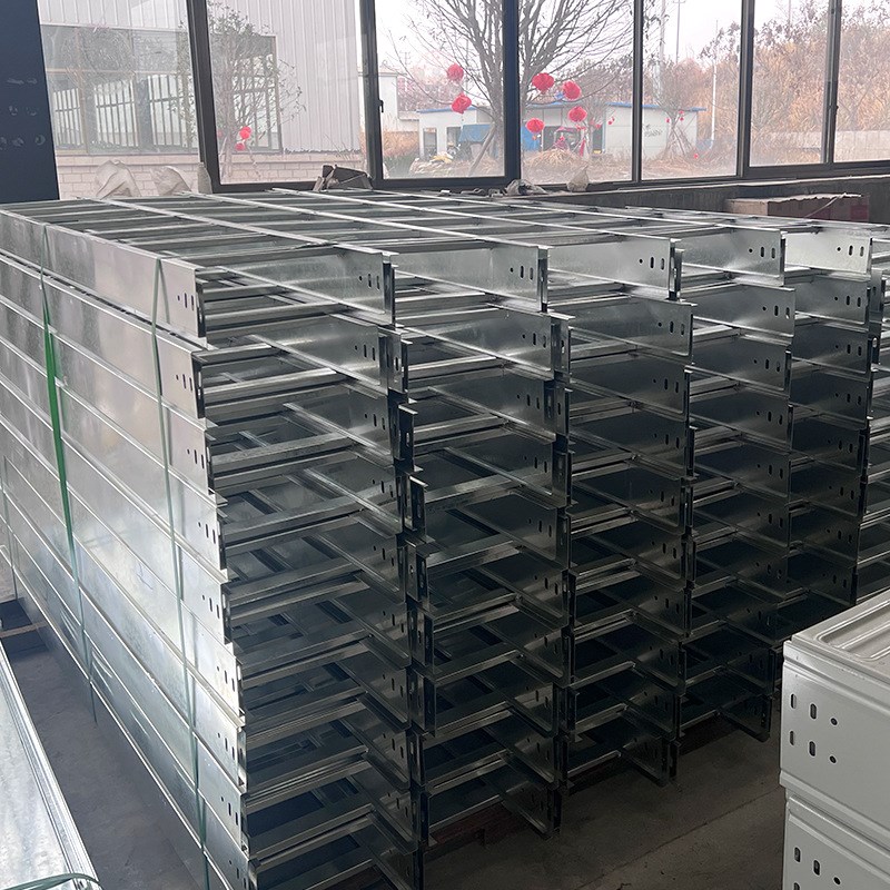 梯式镀锌桥架大跨距电缆托盘式喷塑不锈钢铝合金桥架四川成都厂家