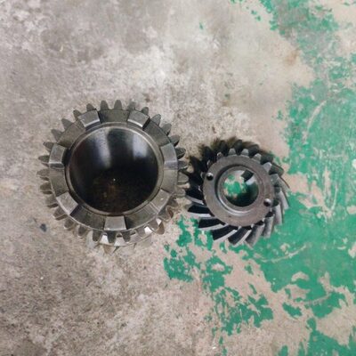 北京机床厂X62W X5032 X52K铣床配件7153A/7157A螺旋伞齿轮Z18/18