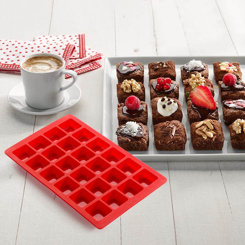 乐葵小蛋糕模具布朗尼烘焙家用小号迷你24连模西点硅胶烘培工具