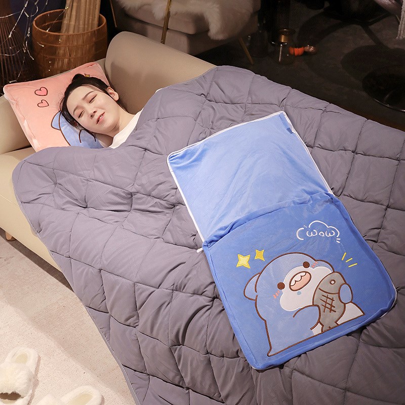 新款抱枕被子两用沙发折叠毯子二合一办公室午睡枕头车载大号靠垫