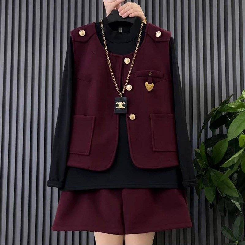 2024冬季新款大码女装胖MM宽松显瘦时尚洋气马甲打底衫短裤三件套,女装/女士精品,大码套装,淘宝优惠券,粉丝福利购,淘宝优惠卷