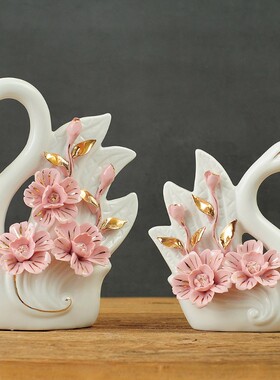 天鹅摆件陶瓷装饰品家居电视柜结婚礼物闺蜜送礼工艺品客厅