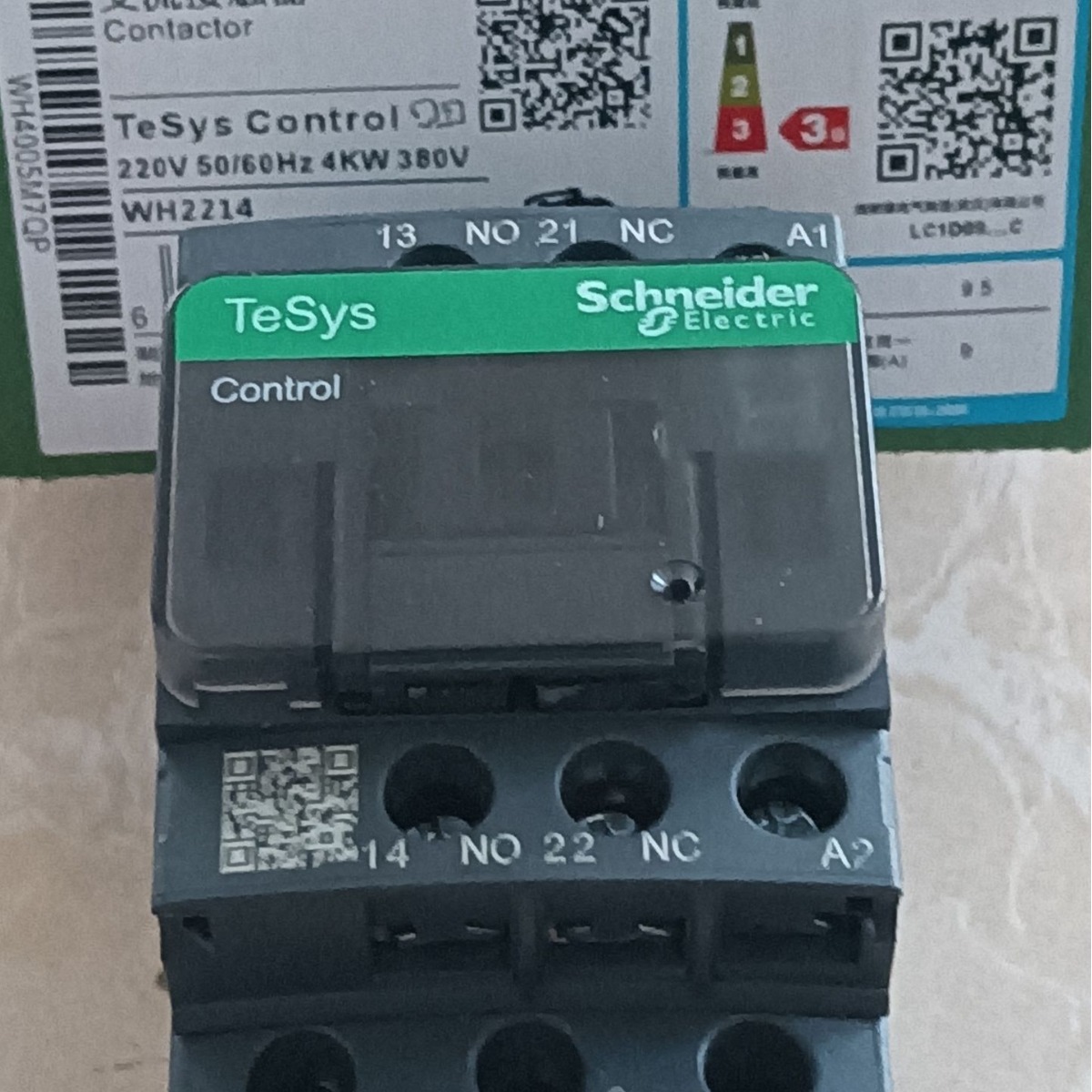 供应全新交流接触器LC1-D12 LC1D12 M7C B7C F7C Q7C AC24~38